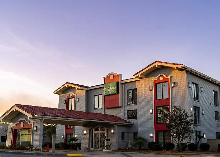 Casa Bella Inn&Suites Extended Stay