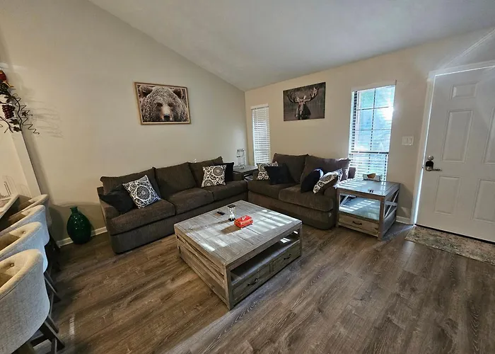The Cozy Townhome