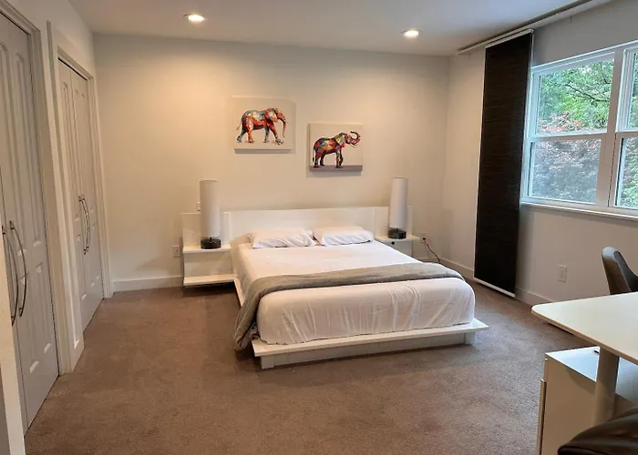 Tranquil Retreat W Modern Flair