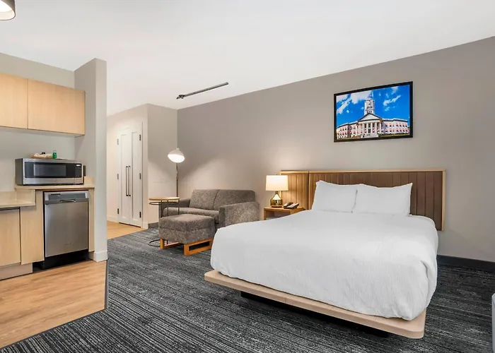 Mainstay Suites