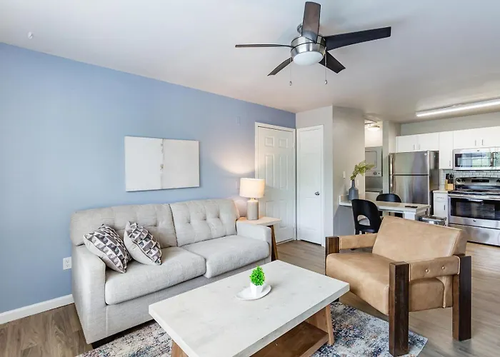 Landing Incredible 1Bd Game Room Clubhouse
