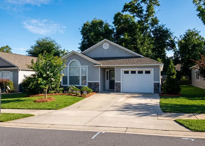 Cozy Convenience Retreat Minutes From Famu,Fsu,L Hospitals, Downtown